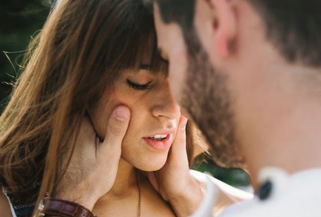  8 τρόποι με τους οποίους ένας άντρας λέει «Σ’ αγαπώ» χωρίς …να το πει!