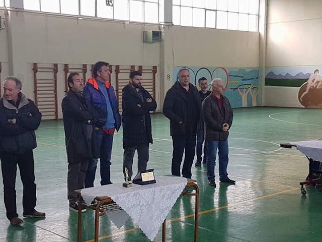  Ο Αστέρας Λάρισας βράβευσε τον Θανάση Σκουρτόπουλο και τον Μανόλη Παπαμακαριο