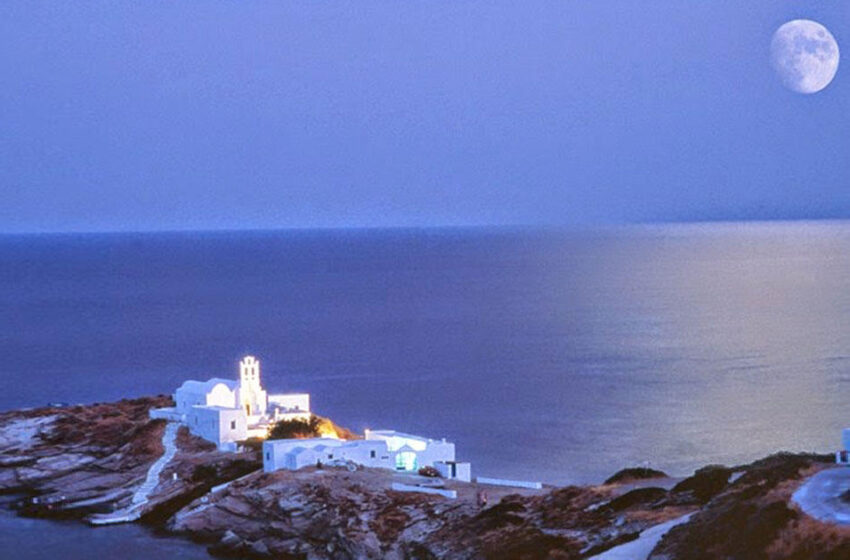  14 από τις πιο ομορφότερες Παναγίες του Αιγαίου