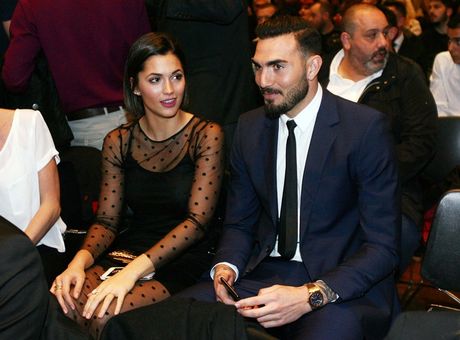  Έλαμψε η σύντροφος του Ρομπέρτο στα βραβεία