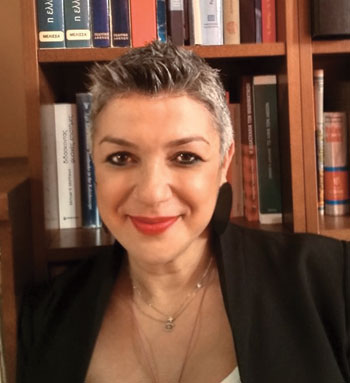  Στέλλα Καλλέ :”Η Αθηνά της Ξενιτιάς: Μια Ζωή Χωρίς Αγάπη”